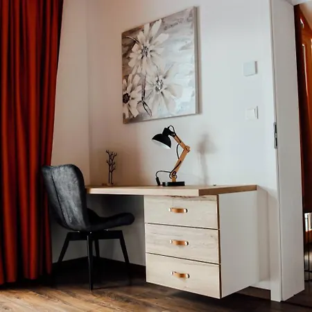 31 - Erdody Apartment